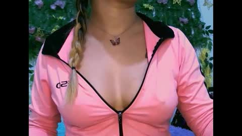 crysrus online show from October 19, 2:49 am