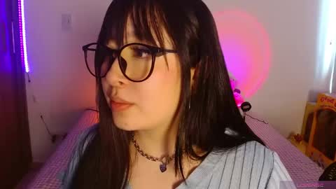 Olivia  online show from May 24, 4:46 pm