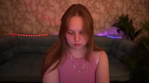 crystallpaws_ online show from October 13, 7:16 pm