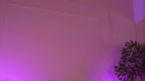 crystallred online show from December 16, 5:36 am