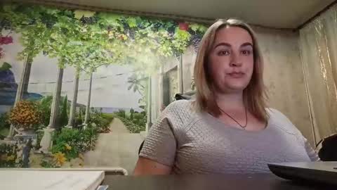 Julianna online show from March 28, 5:25 pm