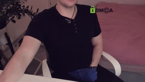 buddy online show from December 14, 12:33 pm