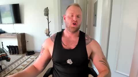 Gunnar online show from April 8, 6:00 pm