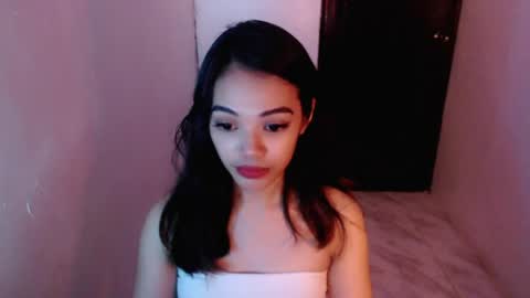 cuddlepunk_bubble online show from May 29, 5:22 pm