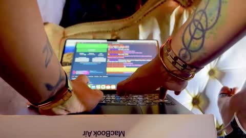 im KIM new girl to spoil online show from September 15, 5:47 pm