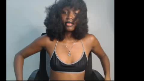 sophie online show from March 10, 7:45 am