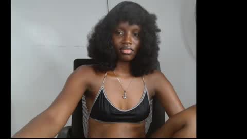 sophie online show from March 12, 8:07 am