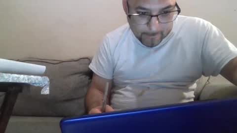 Snapshot of cummachine2022 chatting on March 5, 1:52 am cummachine2022 online show from March 5, 1:52 am