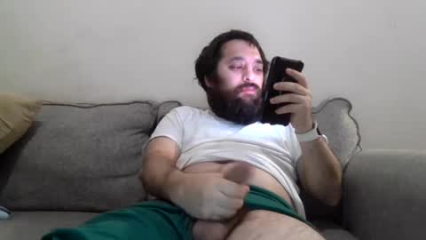 Snapshot of cummachine2022 chatting on January 11, 4:06 am cummachine2022 online show from January 11, 4:06 am