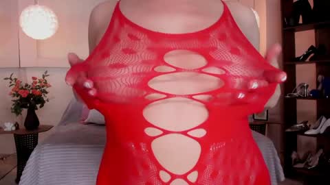 Cumming Loving online show from April 4, 7:54 pm