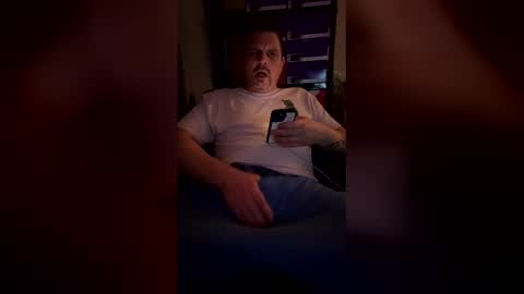 cummsalot425 online show from May 21, 8:43 am