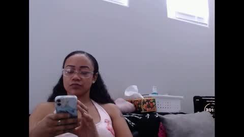 Nia Reese online show from February 20, 7:49 pm