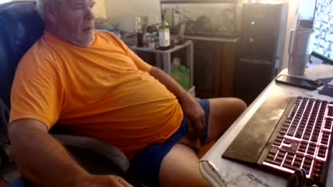 curious1001 online show from August 4, 12:23 pm