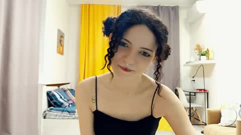Kira online show from May 16, 11:36 pm