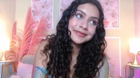 Snapshot of curlydani chatting on October 13, 7:05 pm DANI online show from October 13, 7:05 pm