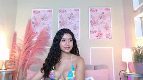 Snapshot of curlydani chatting on October 6, 6:59 pm DANI online show from October 6, 6:59 pm