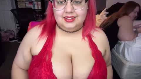 Kay online show from December 5, 4:04 am