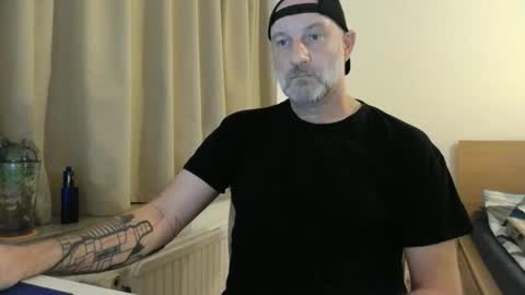 Curman85 online show from November 1, 11:59 pm