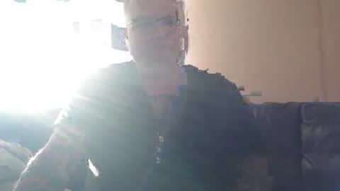 curtus14 online show from December 2, 8:25 am