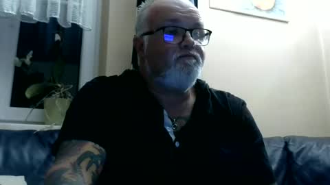 curtus14 online show from July 7, 8:35 pm