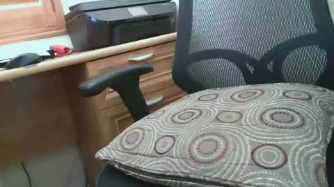 curvedpenisguy online show from April 27, 8:17 pm