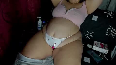 Snapshot of curvy_emma0 chatting on March 11, 11:58 pm Emma online show from March 11, 11:58 pm