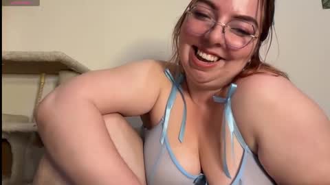 Cate online show from December 3, 2:12 am