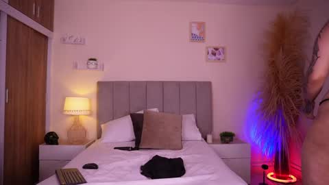 Samantha online show from February 19, 9:58 pm