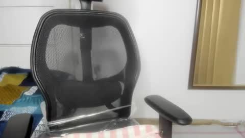 Alisha online show from February 17, 3:33 pm