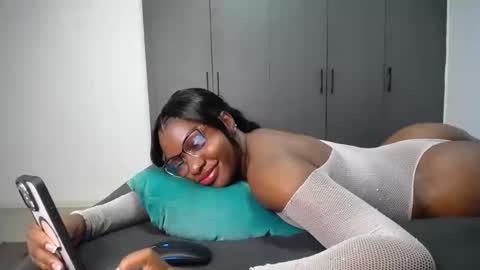 Liya online show from May 23, 12:06 am