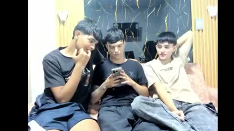 ARTURO-18  MATIAS-18  NIKOLAY-19  HADES-18  GABO-19 online show from August 2, 4:25 am