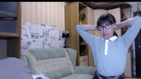 cute_lion_ online show from September 10, 11:55 am