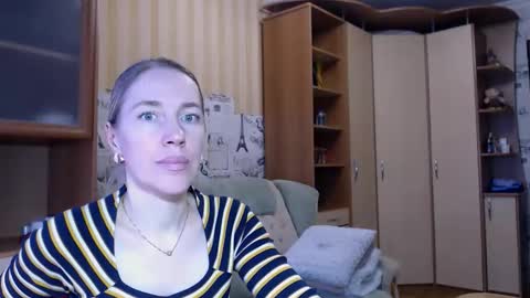 cute_lion_ online show from March 10, 1:59 pm