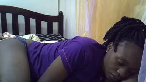 cute_savanna online show from February 26, 3:46 am