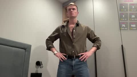 Snapshot of cute_skywalker chatting on October 24, 3:24 pm cute_skywalker online show from October 24, 3:24 pm