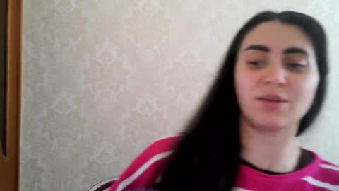 Snapshot of cute_strawberry_ chatting on October 23, 11:23 am cute_strawberry_ online show from October 23, 11:23 am