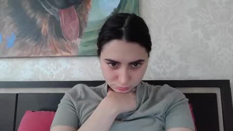 Snapshot of cute_strawberry_ chatting on February 12, 7:13 am cute_strawberry_ online show from February 12, 7:13 am