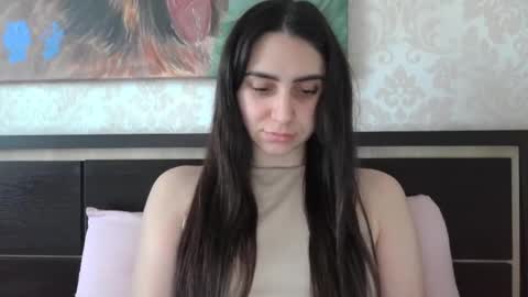 Snapshot of cute_strawberry_ chatting on February 18, 2:16 pm cute_strawberry_ online show from February 18, 2:16 pm