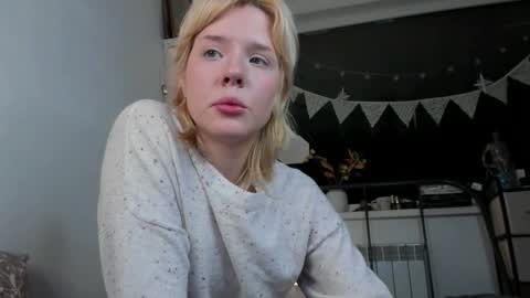 Amy online show from November 30, 3:08 pm