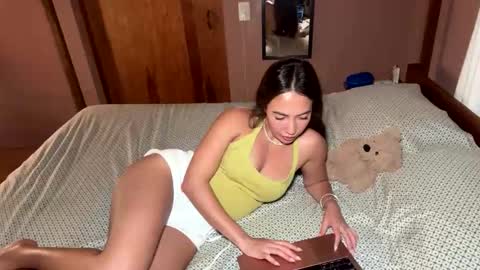 Cami online show from November 21, 1:36 am