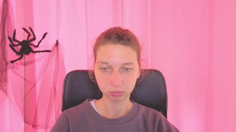 Elli online show from October 28, 11:11 am