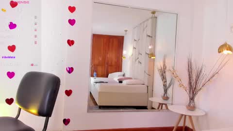 andre online show from February 25, 4:35 am