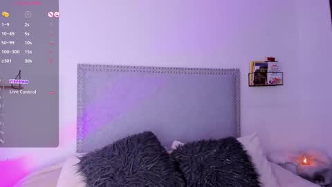 andre online show from October 3, 5:05 am