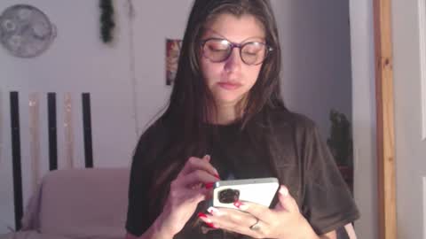 Snapshot of cutehaome chatting on October 6, 3:30 pm haome online show from October 6, 3:30 pm