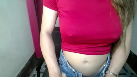 isabel online show from April 29, 2:55 pm