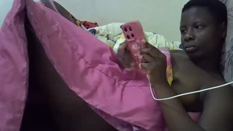Snapshot of cutesera chatting on October 1, 8:52 pm cute Melisa online show from October 1, 8:52 pm