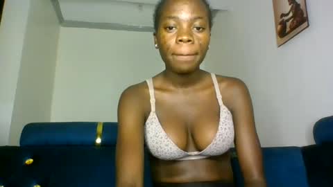 cutieplush online show from July 4, 9:40 pm