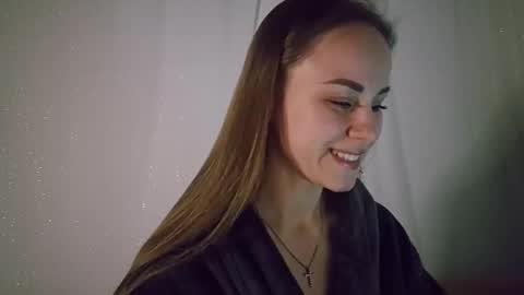 cutie_xoxo_ online show from March 3, 10:06 pm