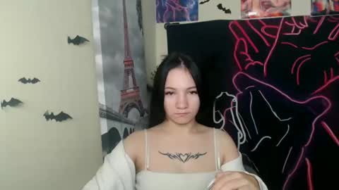 Emma online show from December 3, 7:20 am