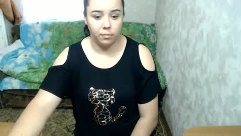 cutiemarine online show from June 9, 10:48 am